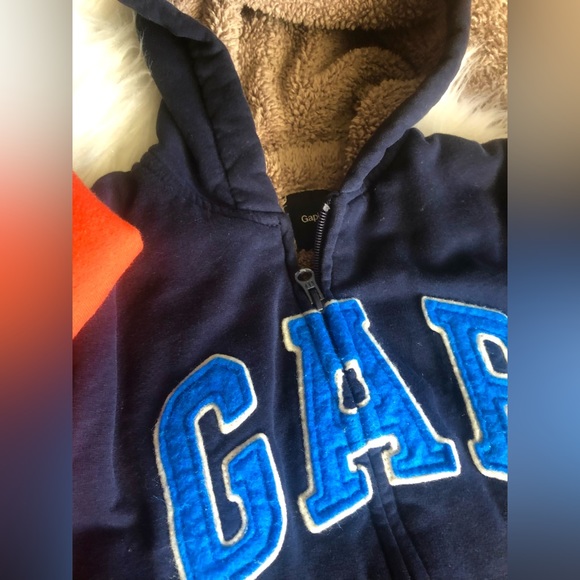 Gap zip sweaters (2) - Picture 4 of 7